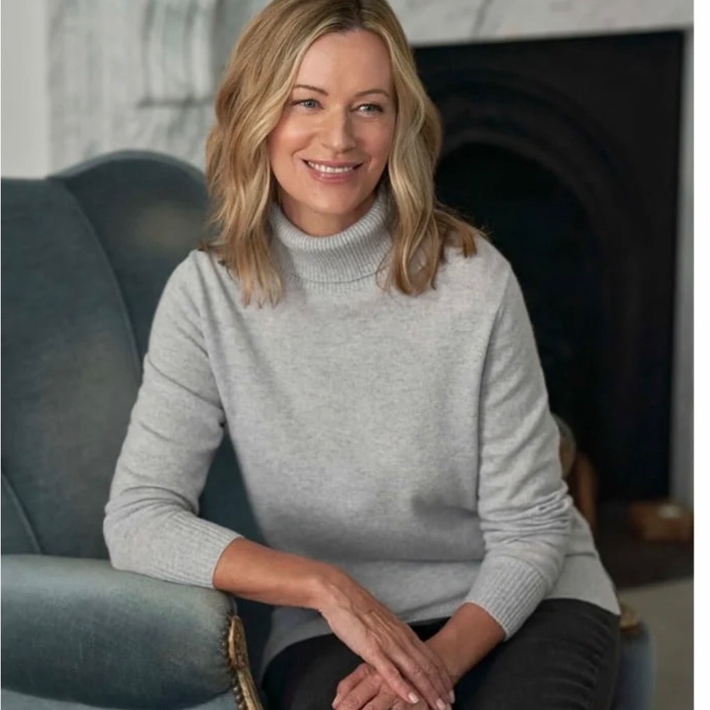 Reiss wool blend turtleneck sweater relaxed fit